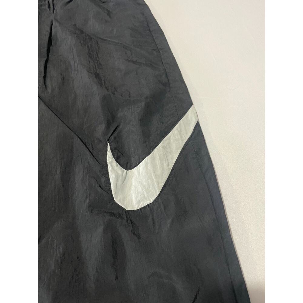 Nike Women’s XL Sportswear Essential Mid-Rise Jogger Pants Black Windbreaker Log - Picture 3 of 10